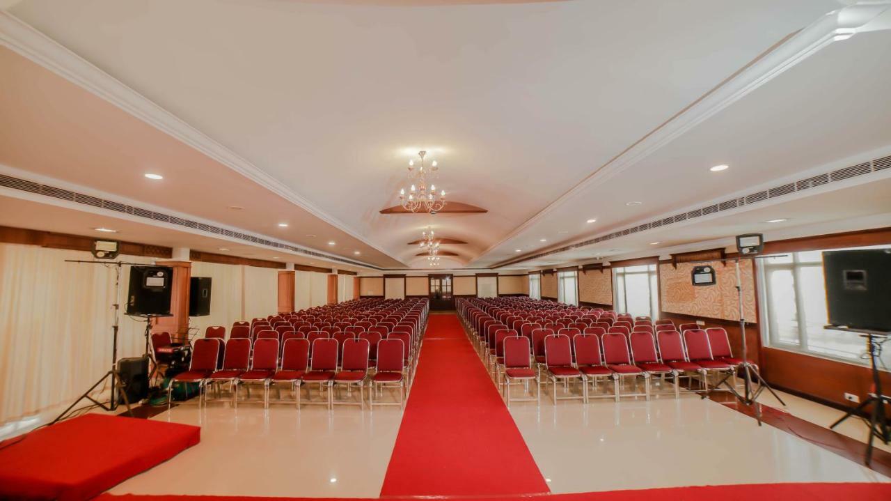 Dass Continental Thrissur Exterior photo